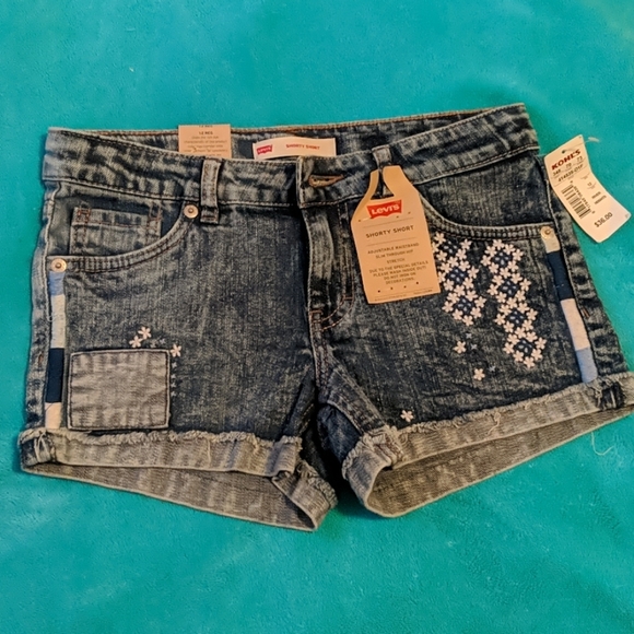 Levi's Other - Levi's girls sz 12 shorts